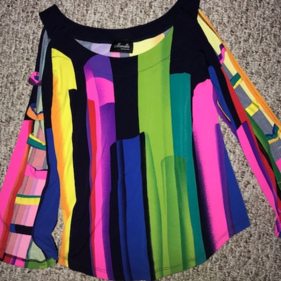 Marallis long sleeved top - Picture 2 of 5